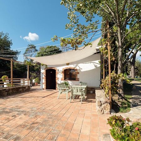 Masia Can Manent Del Bosc S XVIII Santa Eulalia de Ronsaná 外观 照片