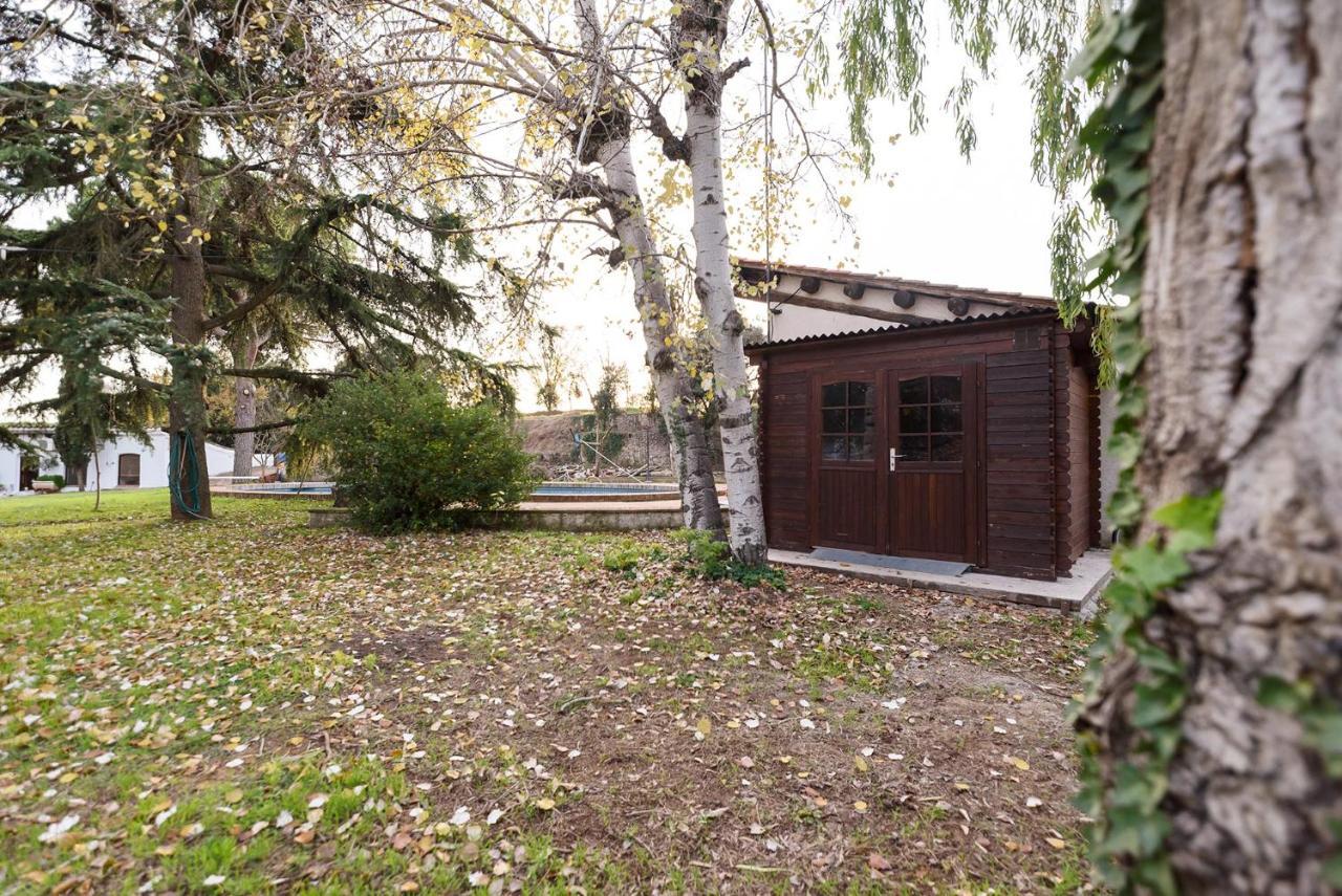 Masia Can Manent Del Bosc S XVIII Santa Eulalia de Ronsaná 外观 照片