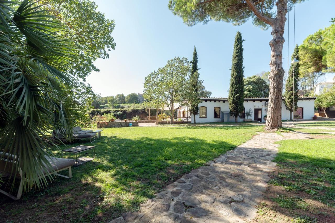 Masia Can Manent Del Bosc S XVIII Santa Eulalia de Ronsaná 外观 照片